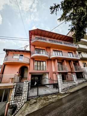 Lux Villa Emina